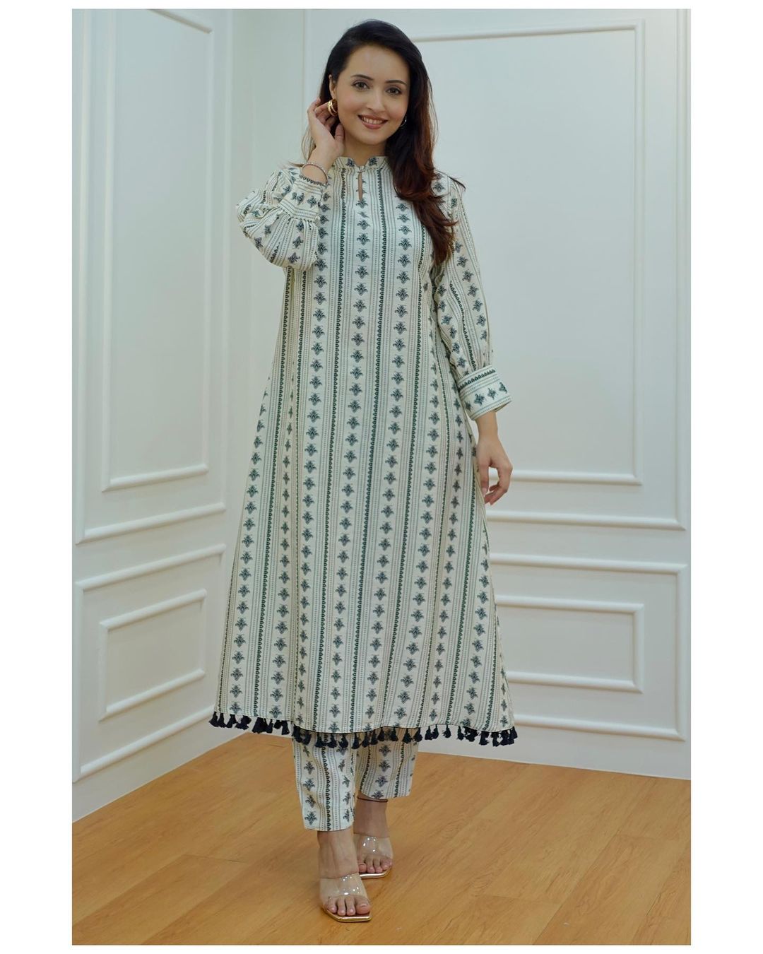 Beautiful Black & White Georgette Printed Kurta Set