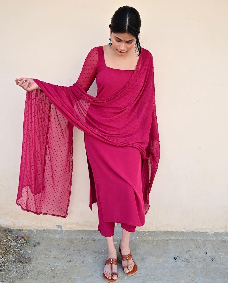 Beautiful Magenta Pink Kurta With All-over Butti Dupatta