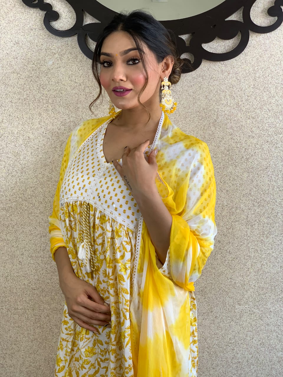 Beautiful Lemon Yellow Kurta & Pant With Dupatta