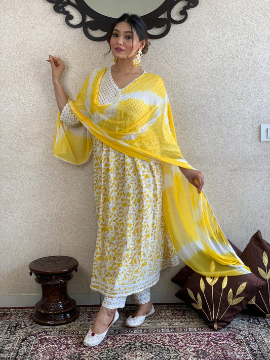 Beautiful Lemon Yellow Kurta & Pant With Dupatta