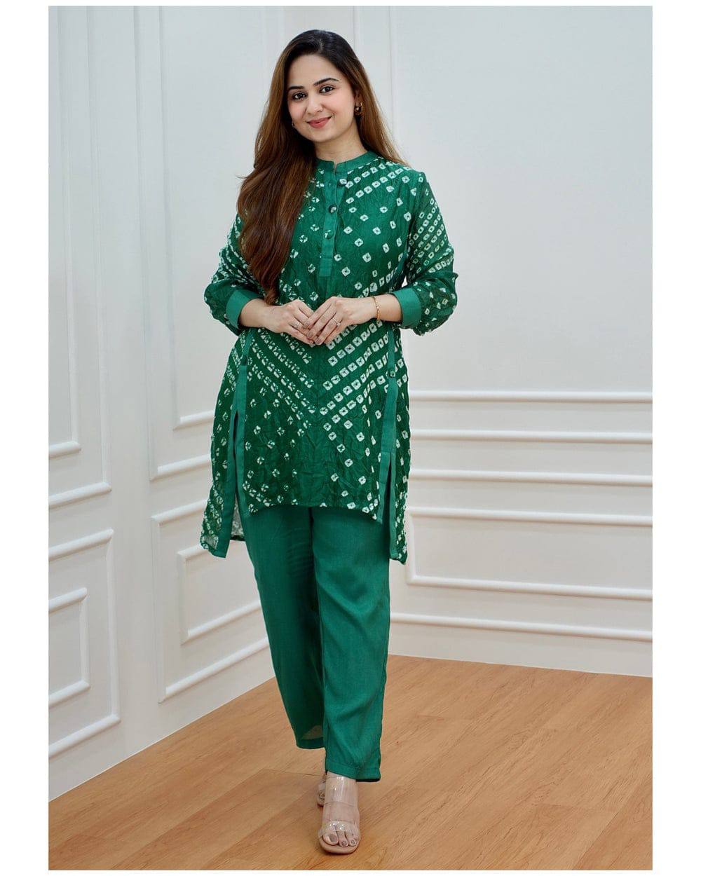 Tafeta Silk Bandhej Co-Ord Kurta Set