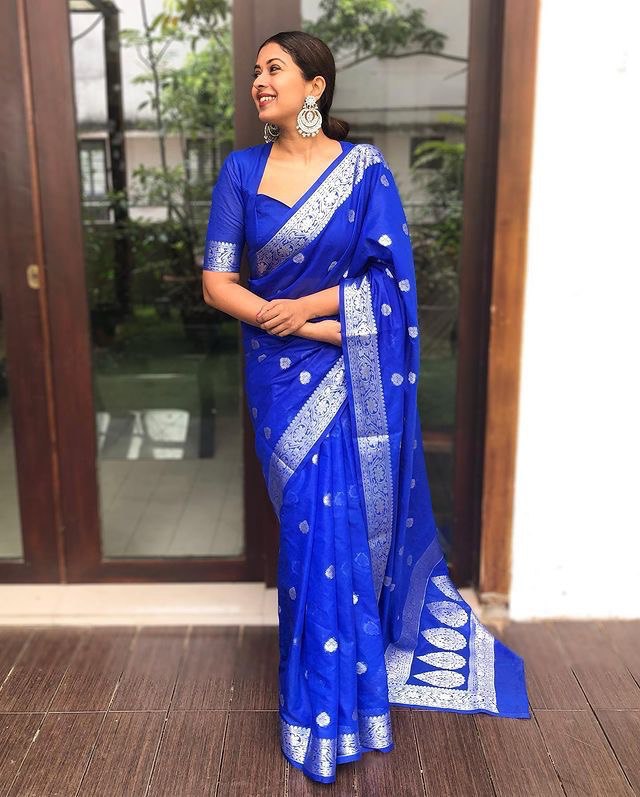 Royal Blue Lichi Silk Banarasi Saree With Silver Weaving