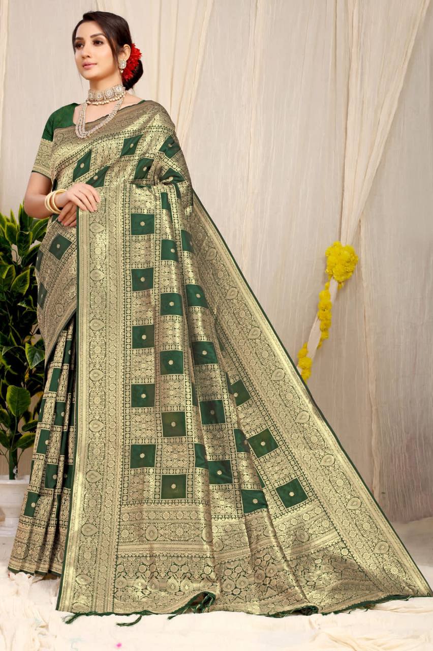 Green Kanchipuram Pure silk saree with Jari weaving work