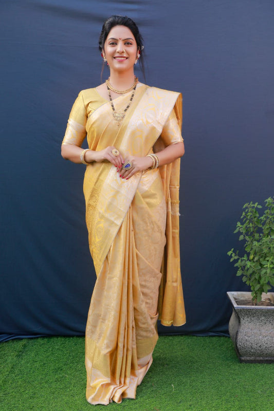 Yellow Beautiful Kanchipuram Pure silk handloom saree with Pure Zari