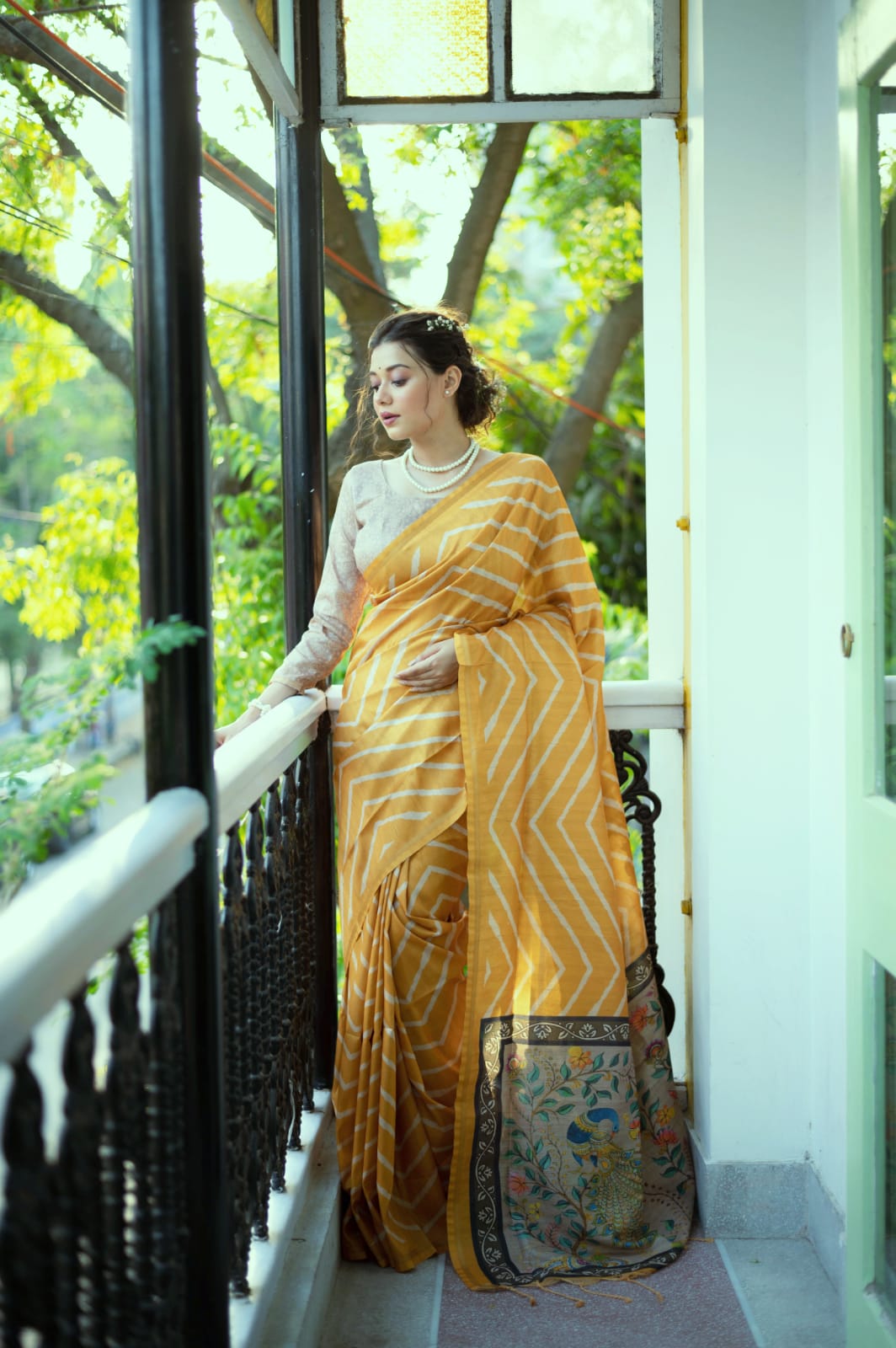 Yellow Laheriya Saree With Kalamkari Peacock Pallu