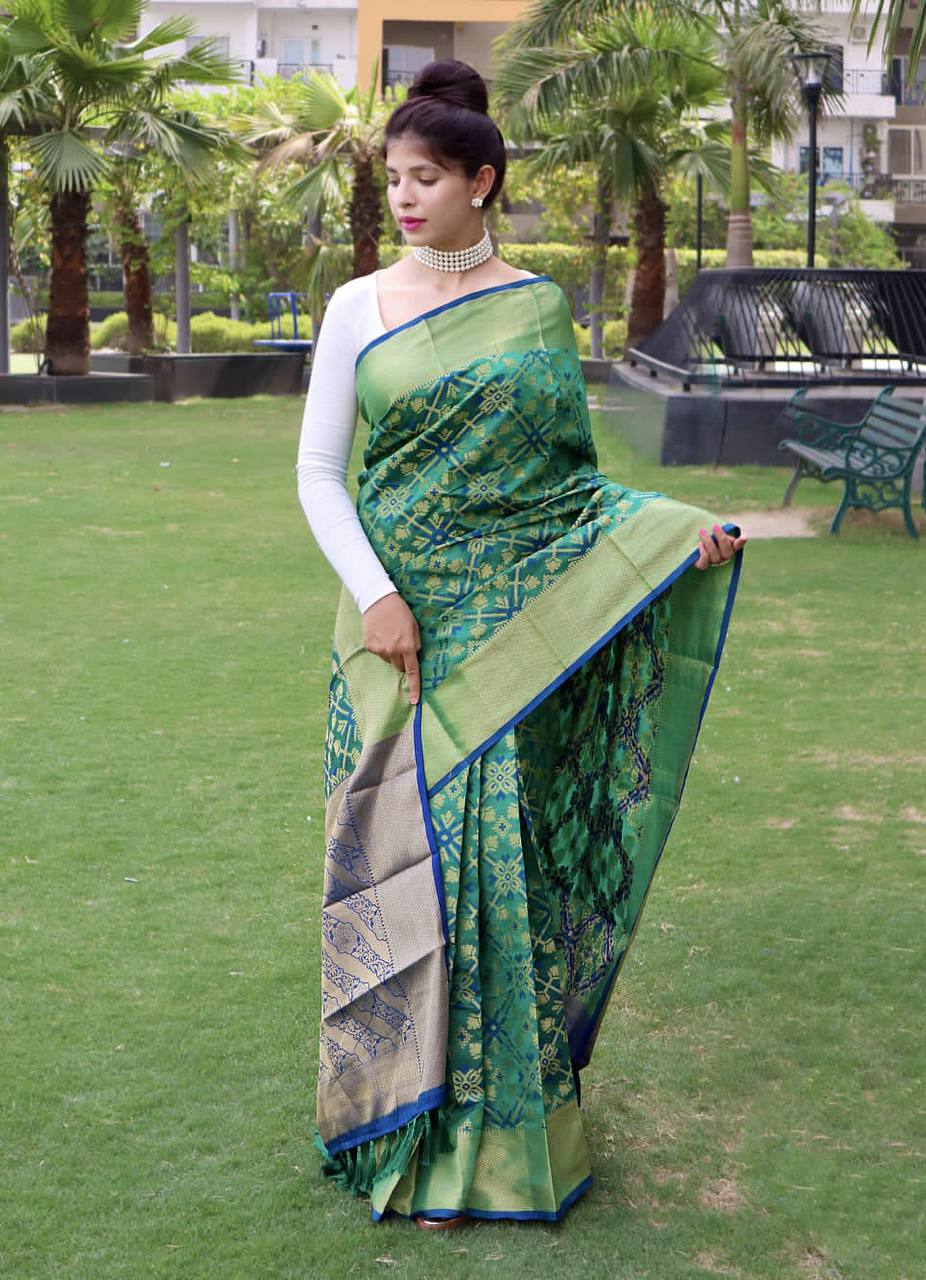 Green Bandhej Silk Saree With Weaving Gold Zari Border