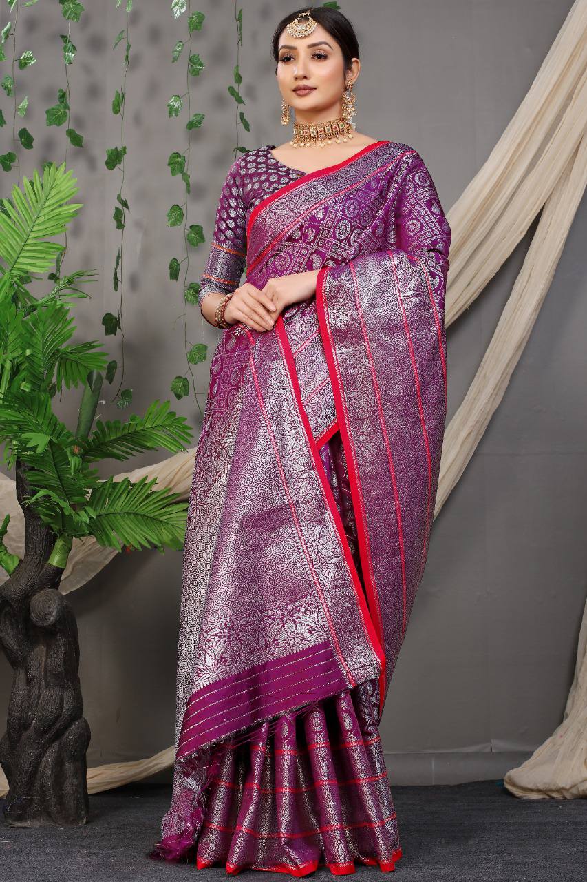 Beautiful Maroon Lichi Soft Silk Saree With Weaving Silver