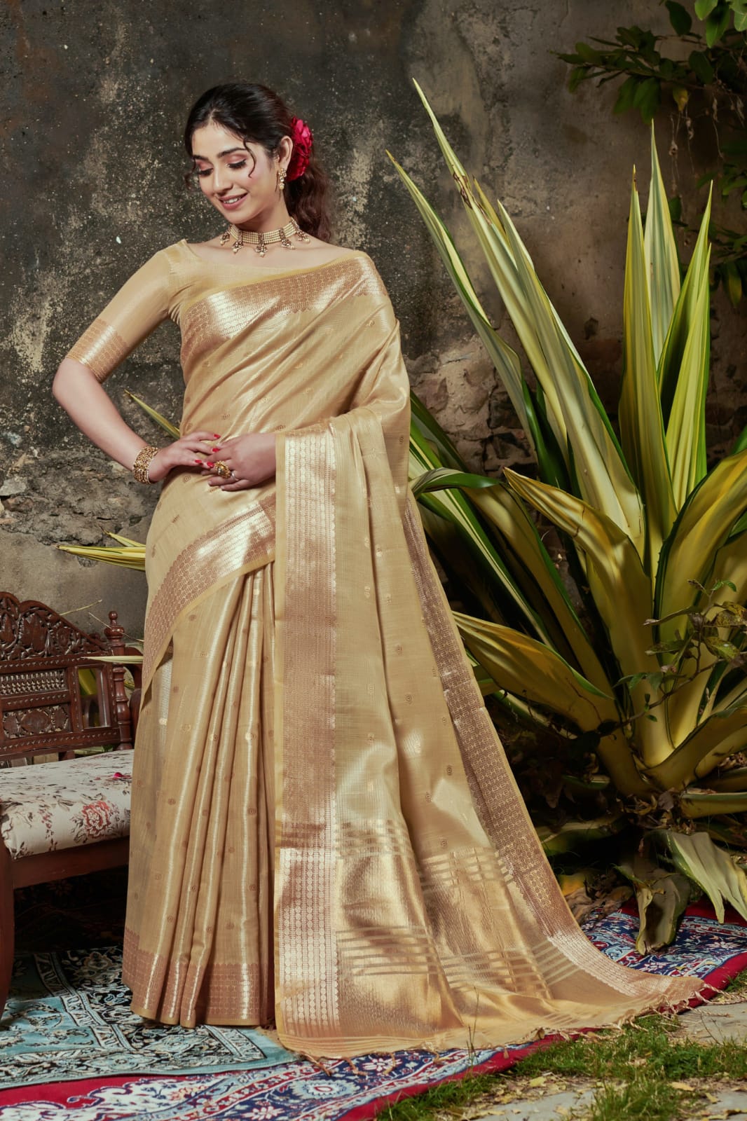 Maheshwari Tissue Silk Weaving Gold Colour Saree