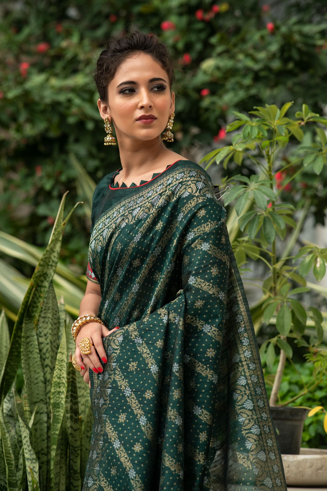 Green Pure Tussar Silk Jamdani Weaving Saree With Zari Woven Border