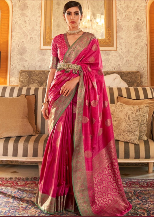 Pink Banarasi Khicha Silk Weaving Saree With Contrast Border