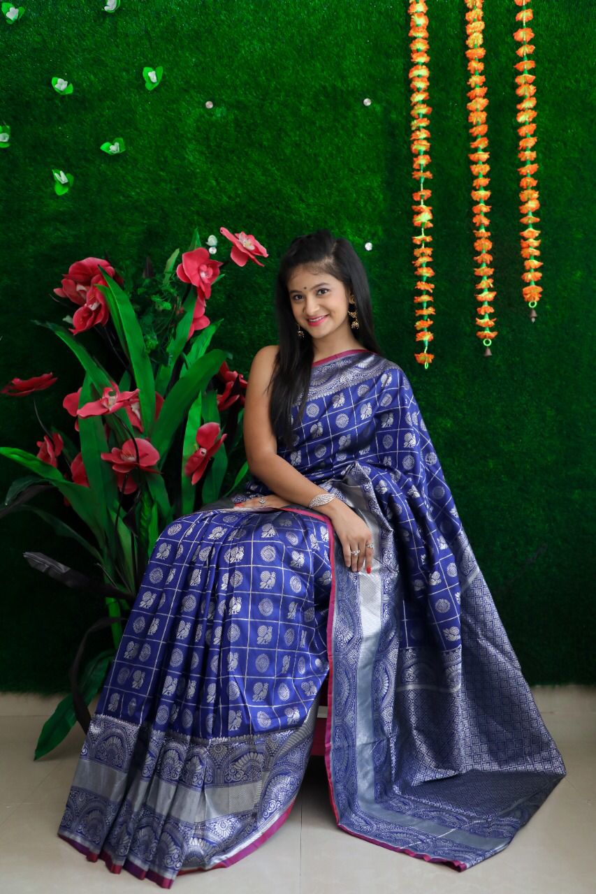 Royal Blue Beautiful Royal Blue Soft Silk Saree With Weaving Silver Zari