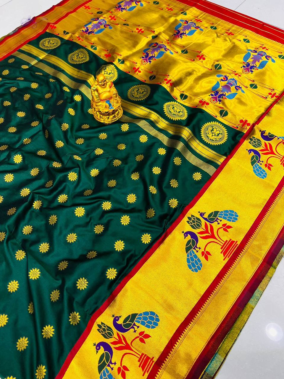 Green  Paithani Pure Silk Handloom Saree With Pure Jari