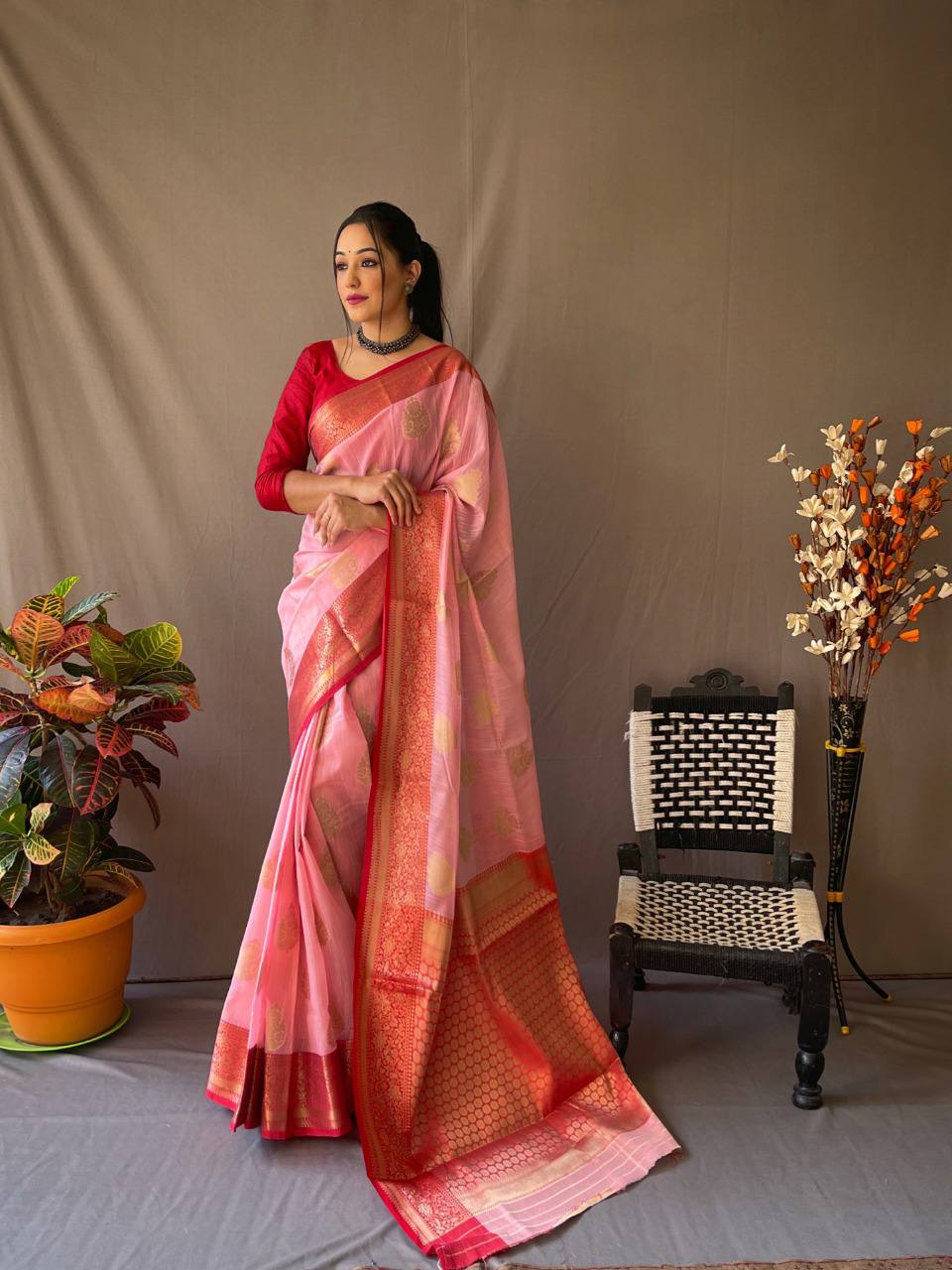 Pink Linen Saree With Chap Border