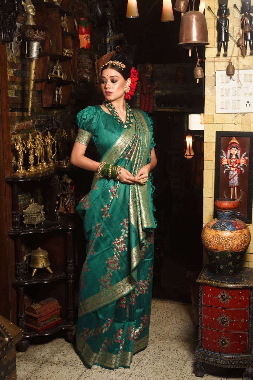 See Green Tussar Silk Jamdani Weaving Saree With Zari