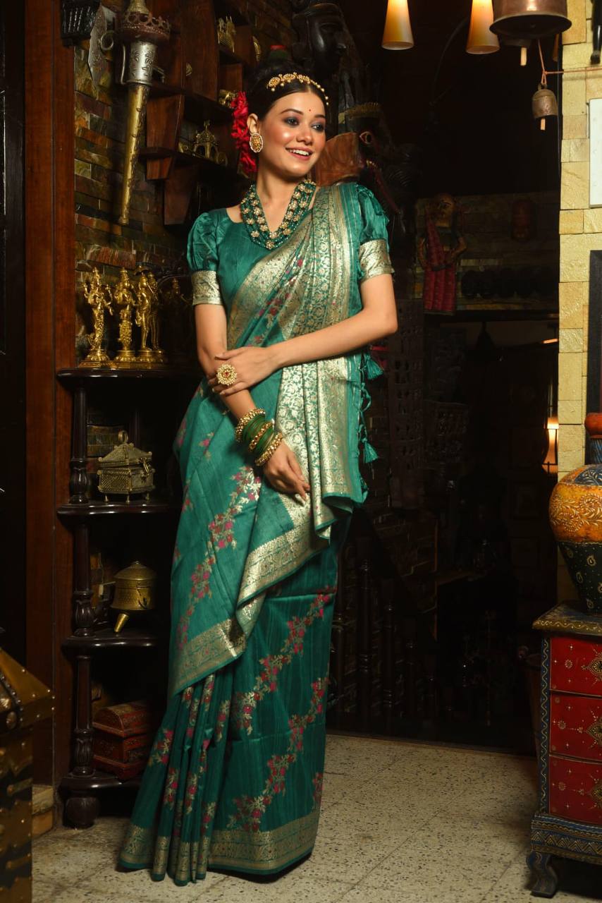See Green Tussar Silk Jamdani Weaving Saree With Zari