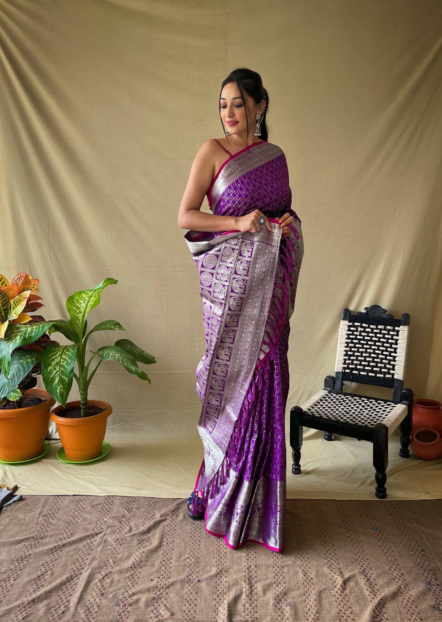 Lavender Silk Saree With Rich Pallu
