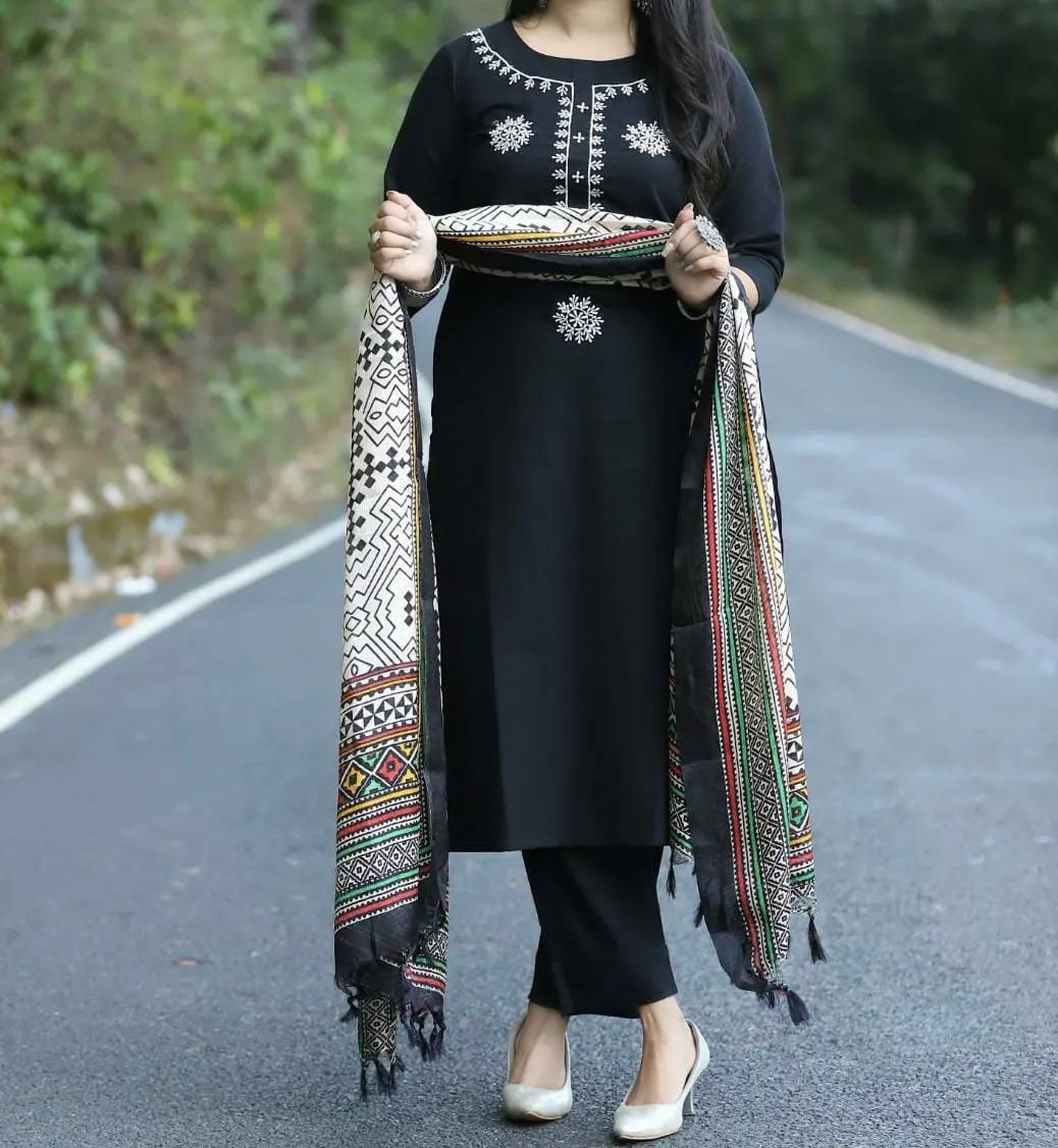 Beautiful Embroidery Work Black Kurti Set